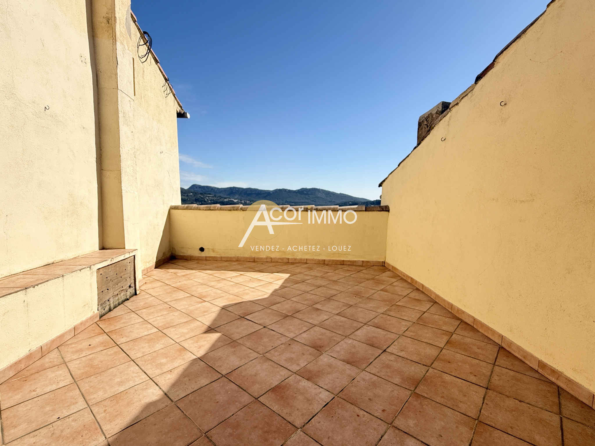 Maison-Villa - La Cadire-d'Azur