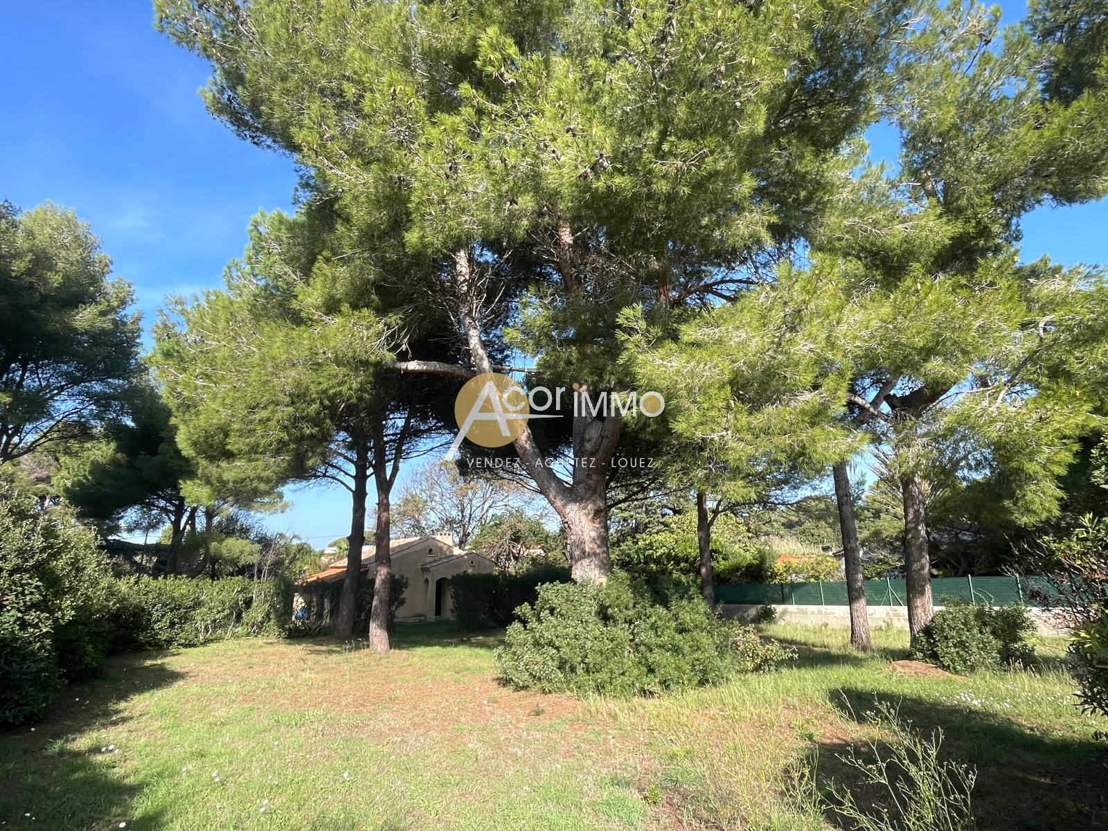 Maison-Villa - Six-Fours-les-Plages