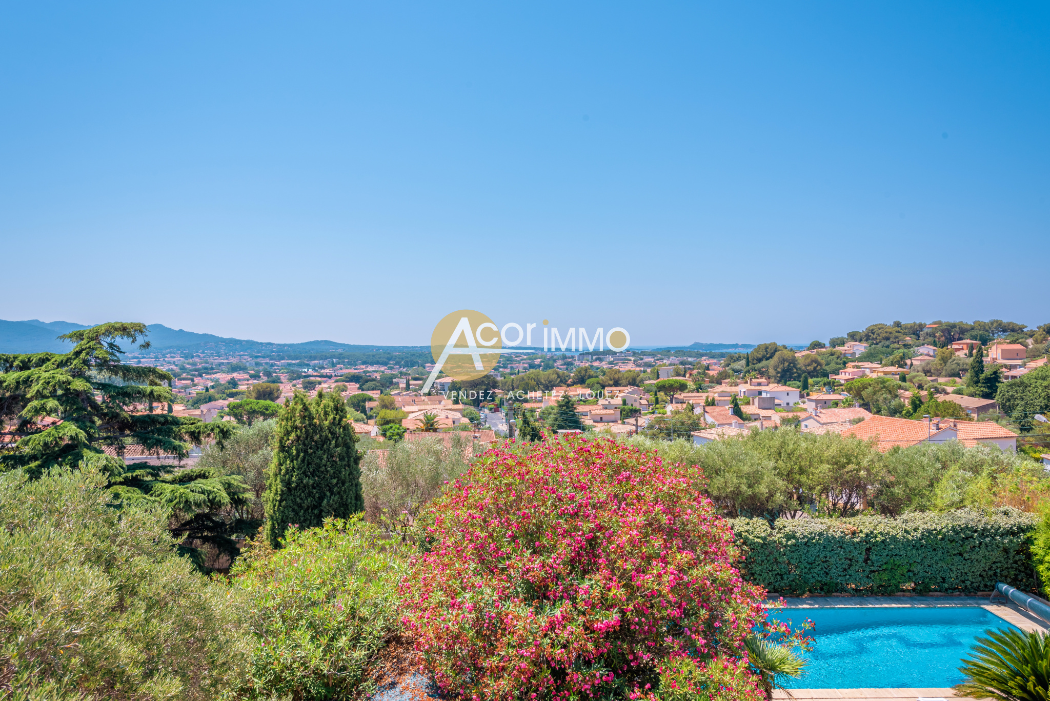 Maison-Villa - Six-Fours-les-Plages