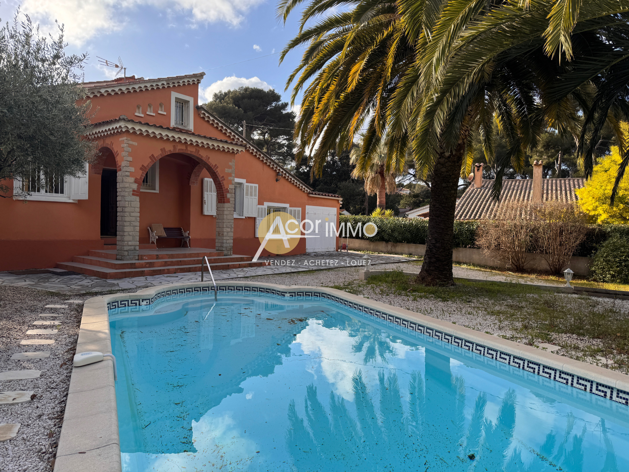 Maison-Villa - Six-Fours-les-Plages