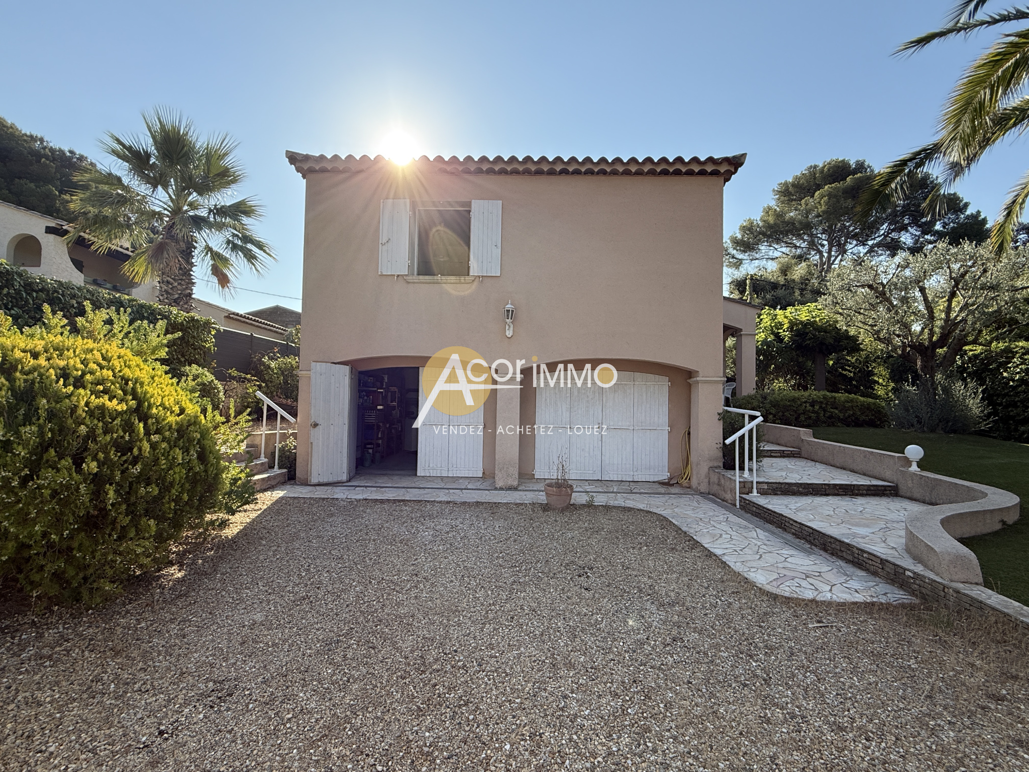 Maison-Villa - Six-Fours-les-Plages