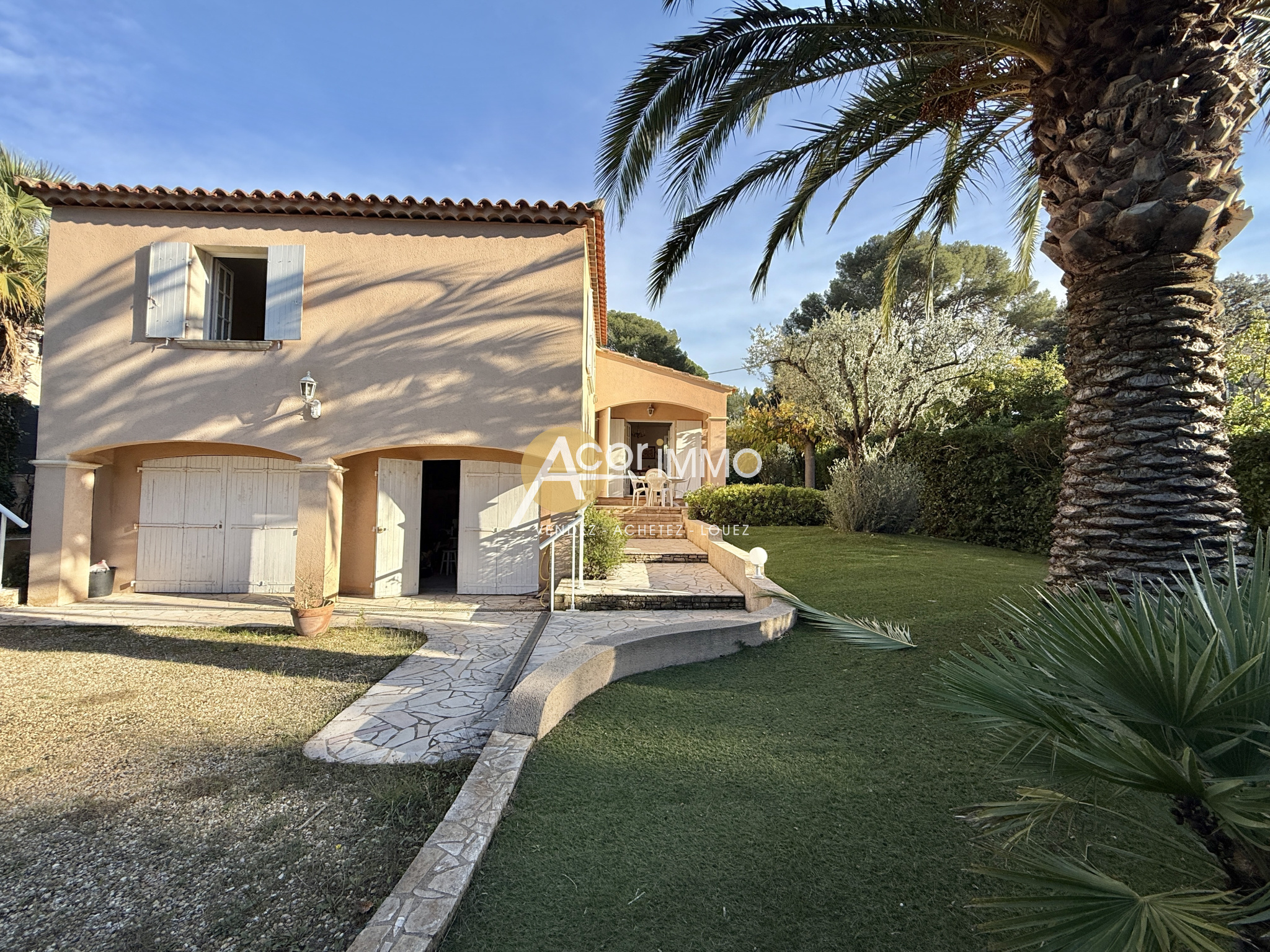 Maison-Villa - Six-Fours-les-Plages