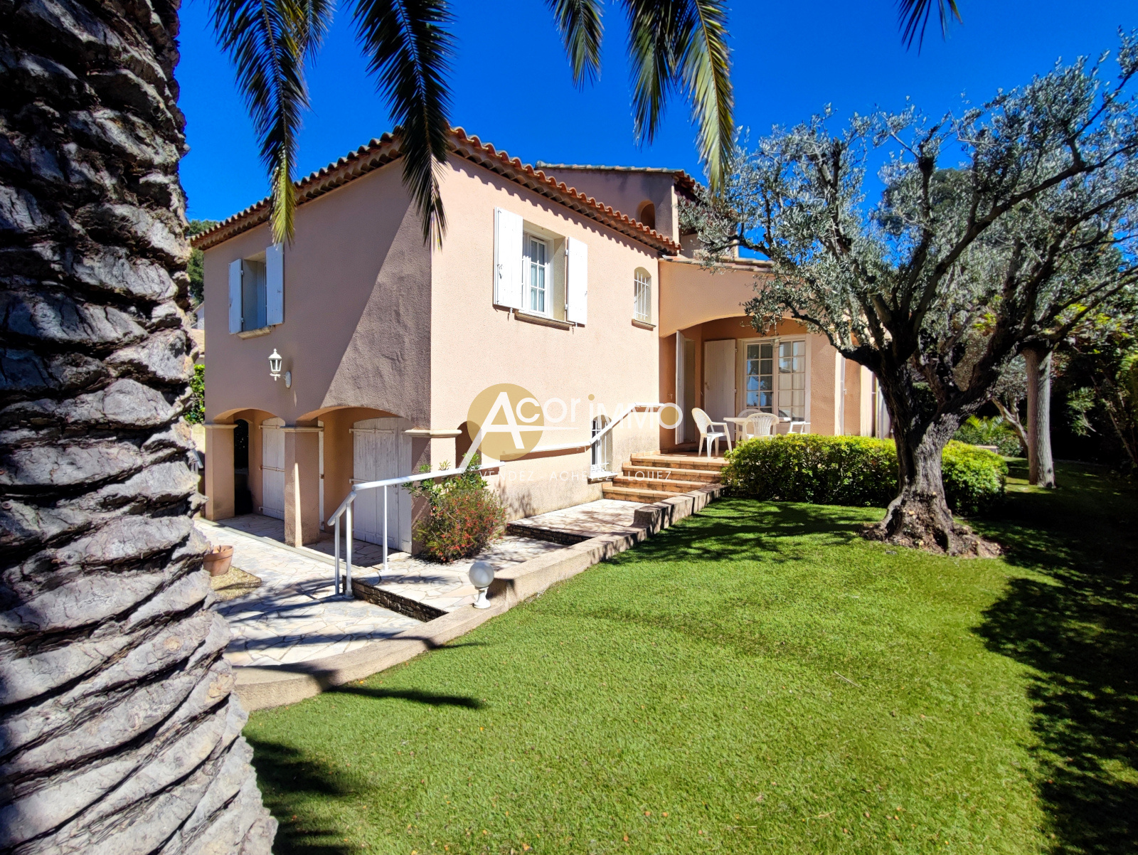 Maison-Villa - Six-Fours-les-Plages