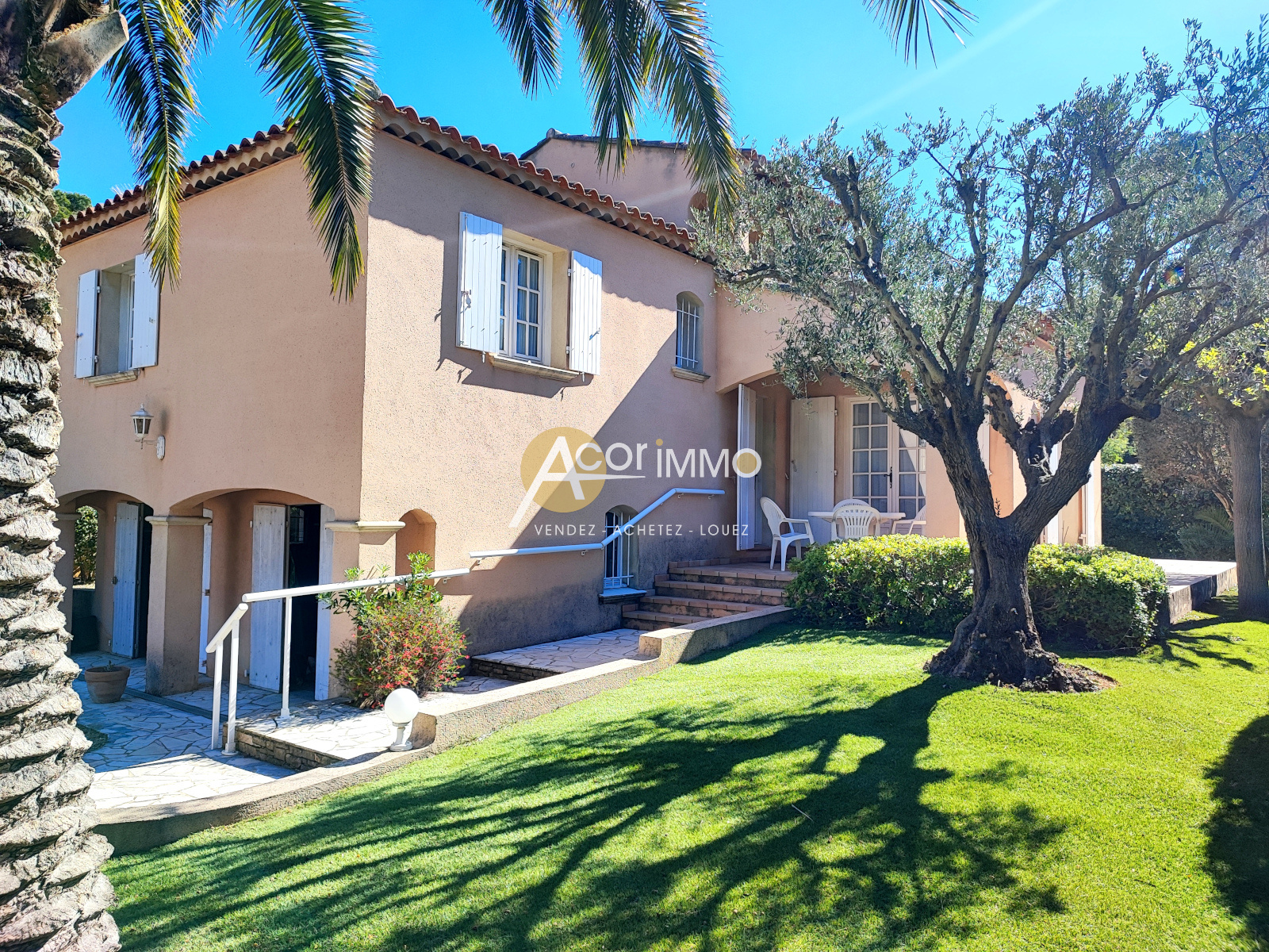 Maison-Villa - Six-Fours-les-Plages