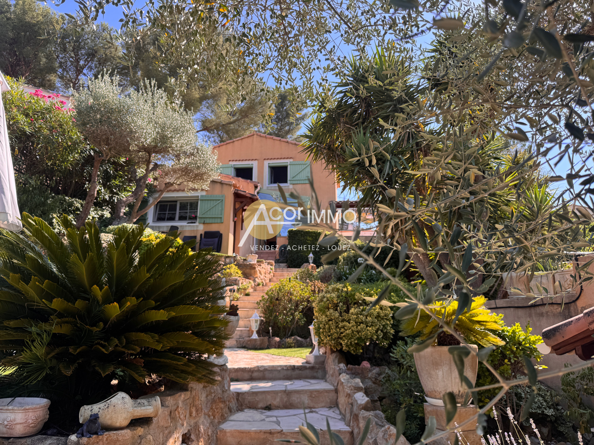 Maison-Villa - Sanary-sur-Mer