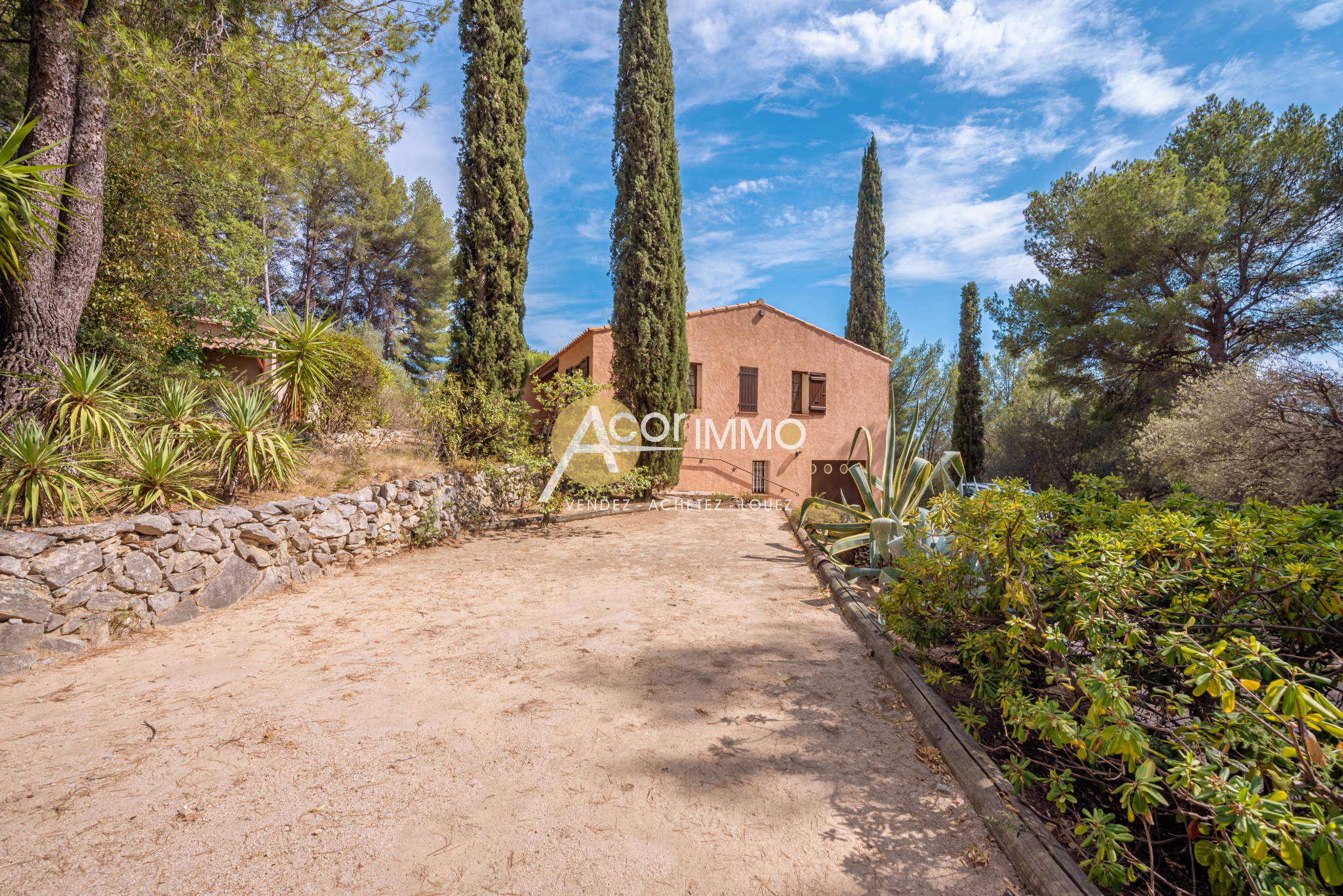 Maison-Villa - La Cadi�re-d'Azur